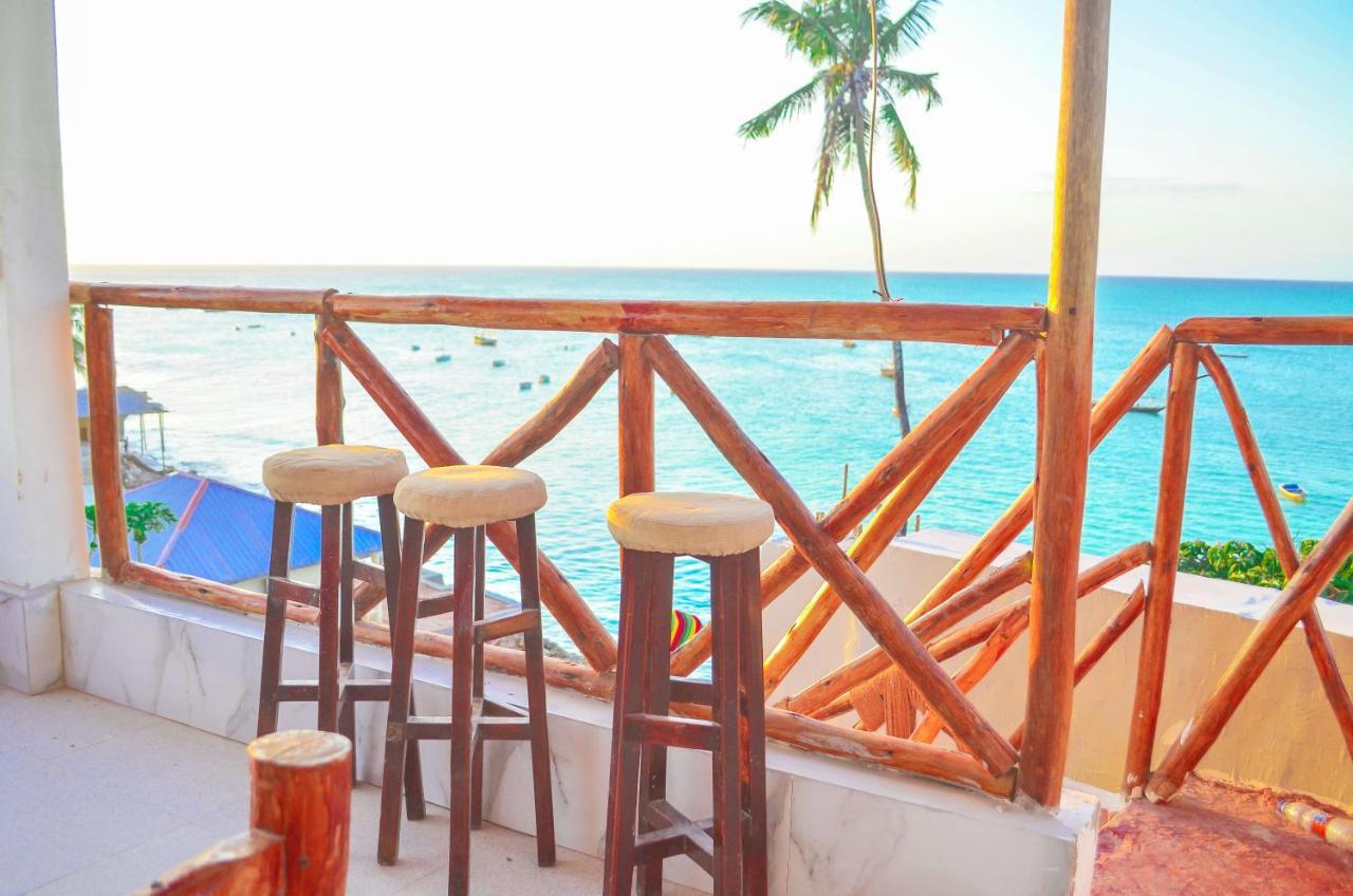 Zaina'S Beach House นูงวี ภายนอก รูปภาพ