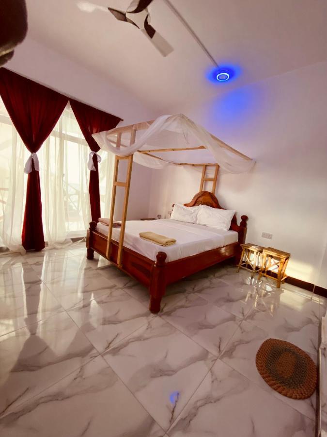 Zaina'S Beach House นูงวี ภายนอก รูปภาพ
