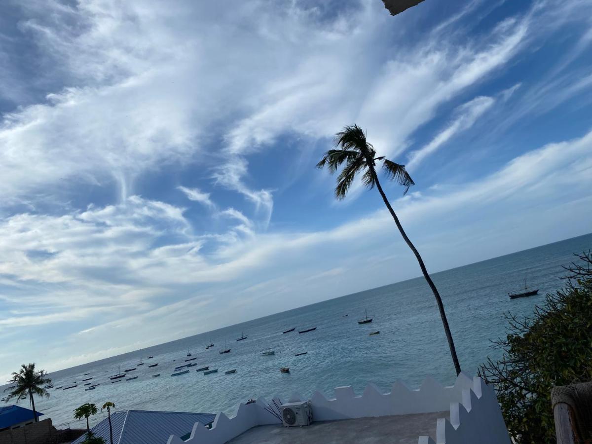 Zaina'S Beach House นูงวี ภายนอก รูปภาพ